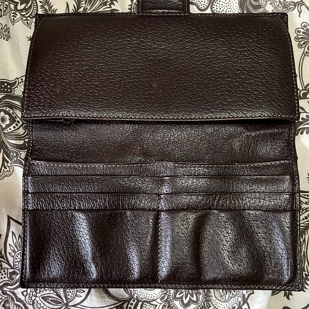 Vintage Gucci Shoulder Bag. Come with free wallet - Picture 3 of 16